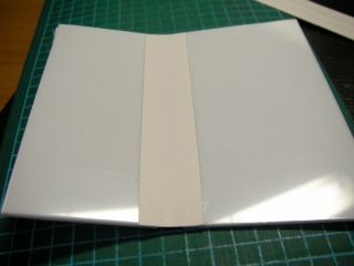 1/10クーラーボックス　曲面用厚紙の貼り付け１