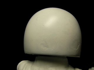 ワイルドウイリス　ドライバー人形の塗装　ヘルメット下地処理完了４